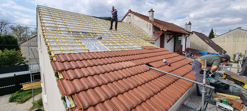 Remplacement toiture en tuiles dans le Val d'Oise - Devis gratuit